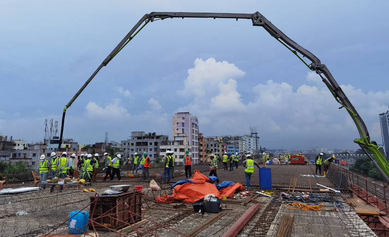 一区段首段桥面板混凝土浇筑-图2.jpg