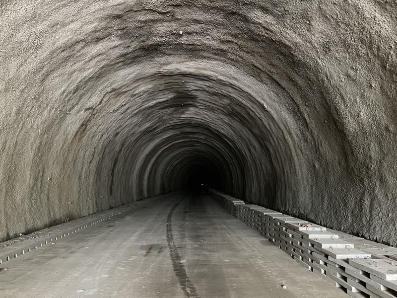 项目1号隧洞内景.JPG