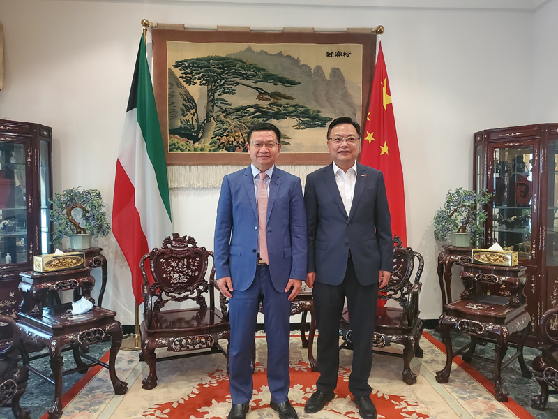 季晓勇拜会中国驻科威特大使张建卫.jpg