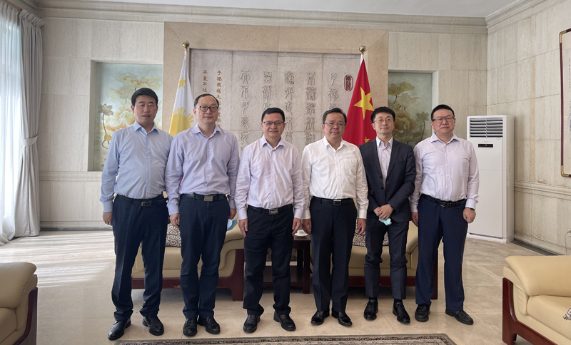 季总会见黄大使 (3).jpg