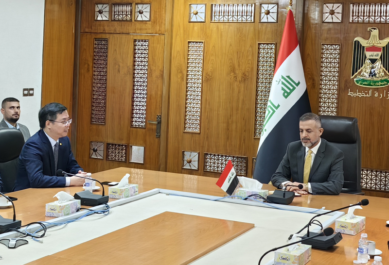 陈观福总经理拜会伊拉克副总理兼计划部长1.jpg