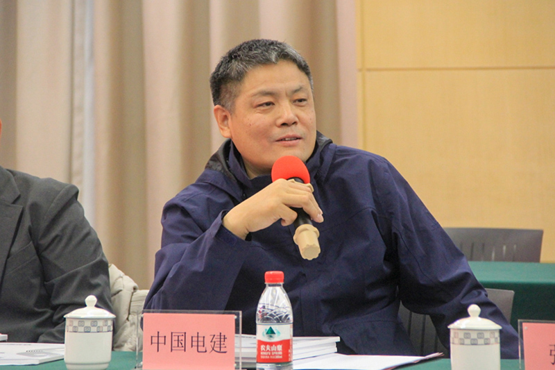 14 配套会议-梁总交流.jpg