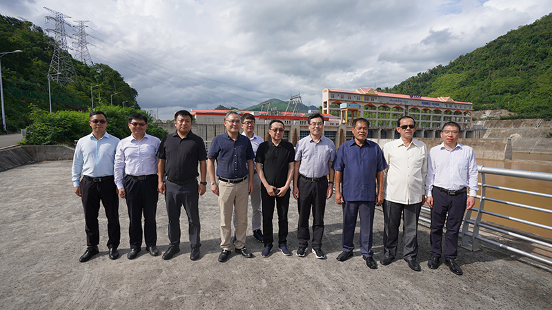 一级水电站合影.JPG